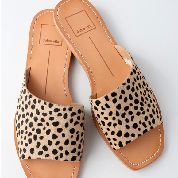 dolce vita leopard slide